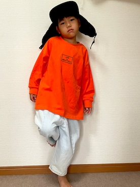 「abcd（ナシ）のアイテム（キャップ）」を使った、かんかんさん（キッズ・110cm）の秋コーディネート