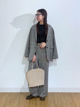 「Whim Gazette（ウィムガゼット）の【eyegarment】SHEEN HABANA　べっ甲メガネ（メガネ、ブラウン系）」を使った、gotoさん（レディース・171cm）の秋コーディネート