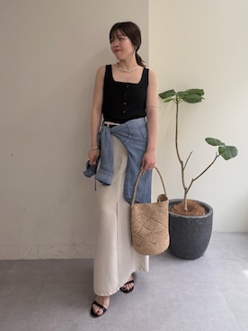 「アイテム（バングル/リストバンド）」を使った、AYUMIさん（レディース・148cm）の春コーディネート