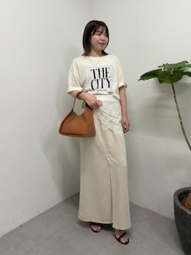 「GALLARDAGALANTE（ガリャルダガランテ）の【GOOD ROCK SPEED】THE CITY ロゴTee／別注（Tシャツ/カットソー、ホワイト系）」を使った、AYUMIさん（レディース・148cm）の夏コーディネート