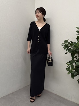 「GALLARDAGALANTE（ガリャルダガランテ）の【手洗い可】ペプラムニットカーデ（カーディガン/ボレロ、ブラック系）」を使った、AYUMIさん（レディース・148cm）の春コーディネート