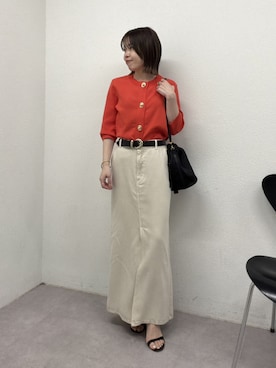 「GALLARDAGALANTE（ガリャルダガランテ）のオーバルボタンカーディガン（カーディガン/ボレロ、オレンジ系）」を使った、AYUMIさん（レディース・148cm）の春コーディネート