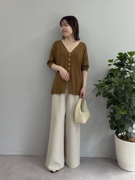 「GALLARDAGALANTE（ガリャルダガランテ）の【手洗い可】ペプラムニットカーデ（カーディガン/ボレロ、ブラウン系）」を使った、AYUMIさん（レディース・148cm）の春コーディネート