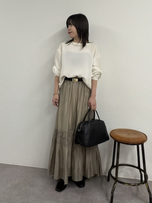 2025 ガリャルダガランテ　バックスリットブラウスT ベージュ GALLARDAGALANTE(ガリャルダガランテ)｜バックスリットブラウスT