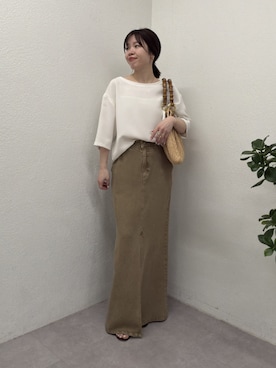 「GALLARDAGALANTE（ガリャルダガランテ）のバックスリットハーフスリーブブラウス（シャツ/ブラウス、ホワイト系）」を使った、AYUMIさん（レディース・148cm）の春コーディネート