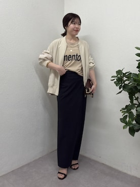 「GALLARDAGALANTE（ガリャルダガランテ）の【3サイズ展開】ストレッチマキシタイトスカート2（スカート、ブラック系）」を使った、AYUMIさん（レディース・148cm）の春コーディネート