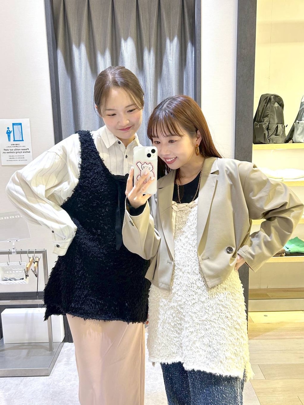 「カジュアル、差し色コーデ、着痩せ・細見え、楽ちんコーデ、春コーデ、体型カバー、ベーシック/シンプル、LEPSIM、シンプルコーデ、大人カジュアル、春夏コーデ、30代_LEPSIM、フェミニン、きれいめカジュアル_LEPSIM、きれいめカジュアル」｜「LEPSIMのストレッチサテンスカート2　133636（スカート、ピンク系）」を使った、ogiさん（レディース・157cm）の冬コーディネートの1枚目の写真