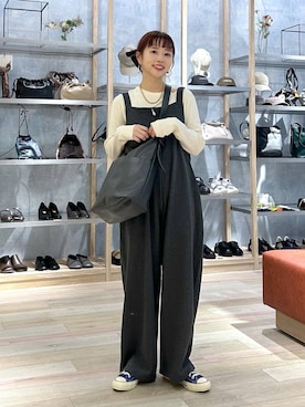 「アイテム（オールインワン・サロペット）」を使った、ogiさん（レディース・157cm）の秋コーディネート