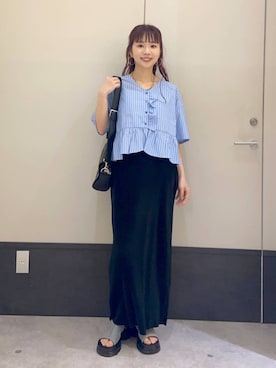 「LEPSIM（レプシィム）のフラップボディバッグ　574895（ショルダーバッグ、ブラック系）」を使った、ogiさん（レディース・157cm）の夏コーディネート