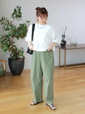 「レプシィム(LEPSIM)」｜「アイテム（Tシャツ/カットソー）」を使った、ogiさん（レディース・157cm）の春コーディネート