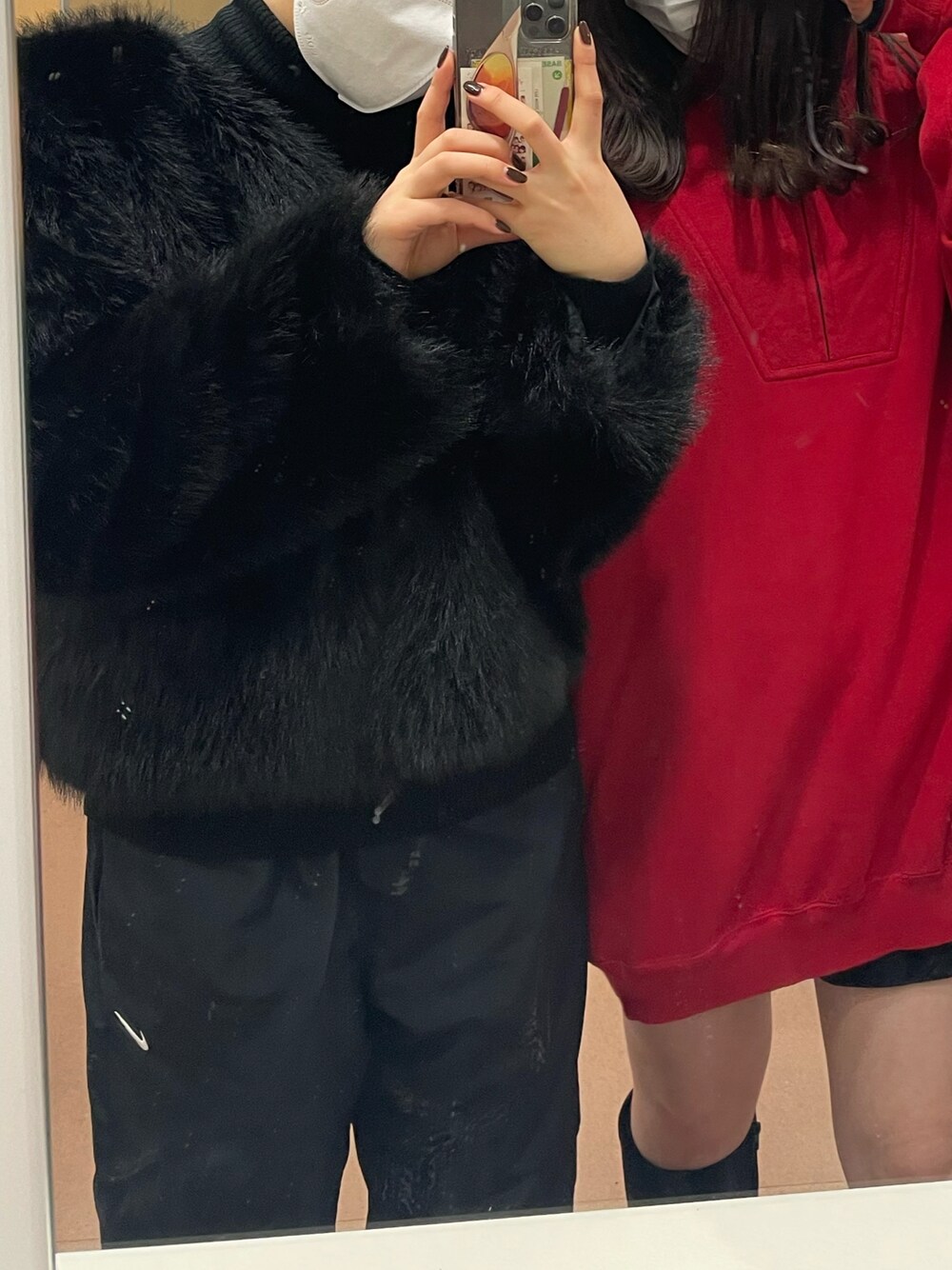 「NIKEのアイテム（パンツ、ブラック系）」を使った、sayangさん（レディース・154cm）の冬コーディネートの1枚目の写真