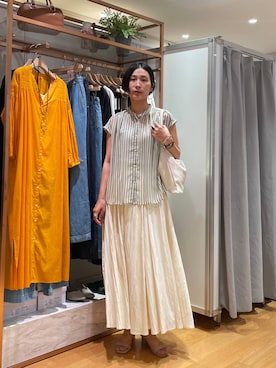 「Elura（エルーラ）のアイテム（スカート）」を使った、eriさん（レディース・167cm）の春コーディネート