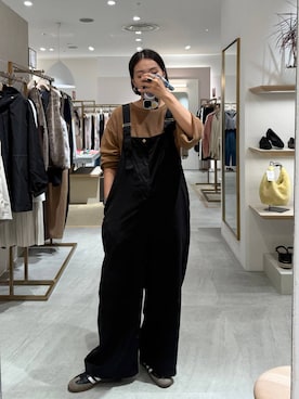 「アイテム（オールインワン・サロペット）」を使った、eriさん（レディース・167cm・30代）の秋コーディネート