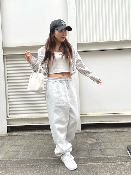 ヨッシー様 C5305 スウェット×ワッフルパンツコーデ りさこ Lv.26(WEGO STAFF)｜WEGOのスウェットパンツを使った