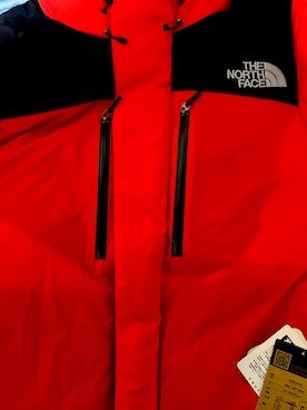 「アイテム（ダウンジャケット/コート、レッド系）」を使った、ybさん（メンズ・177cm）の秋コーディネート