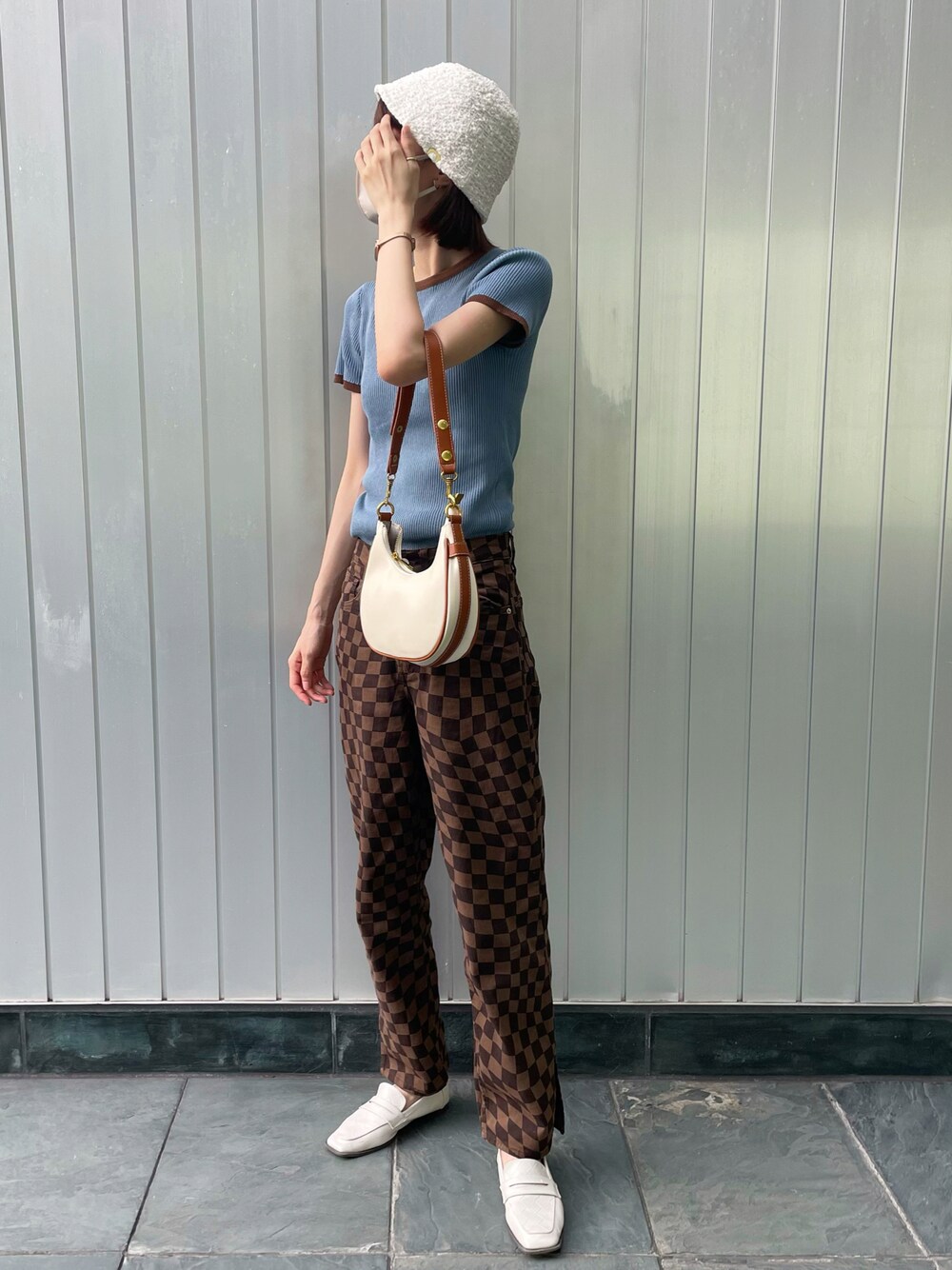 「初夏コーデ、オトナ女子、オトナカジュアル、カラーコーデ、韓国ファッション、プチプラコーデ、ootd、coca、willfully、ALAND、H&M、おしゃれさんと繋がりたい、服好きな人と繋がりたい、高身長女子」｜「VIVIANのスクエアトゥコインローファー（ローファー、ホワイト系）」を使った、mayukaさん（レディース・176cm）の春コーディネートの1枚目の写真