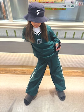 「アイテム（帽子）」を使った、keyさん（キッズ・145cm）の秋コーディネート