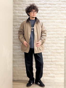 「ABAHOUSE GRAY（アバハウスグレイ）のナイロンワッシャー ハンティングジャケット（ブルゾン、グリーン系）」を使った、片山さん（メンズ・165cm）の秋コーディネート