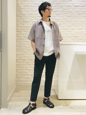 「アイテム（スラックス）」を使った、片山さん（メンズ・165cm・40代）の夏コーディネート