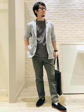 「アイテム（テーラードジャケット、ベージュ系）」を使った、片山さん（メンズ・165cm）の秋コーディネート