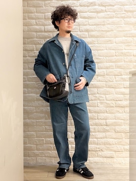 「Dickies（ディッキーズ）の【DICKIES/ディッキーズ】ATHLETIC QUICK SHOULDER / アスレティッククイックショルダーバッグ（ショルダーバッグ、グレー系）」を使った、片山さん（メンズ・165cm）の秋コーディネート