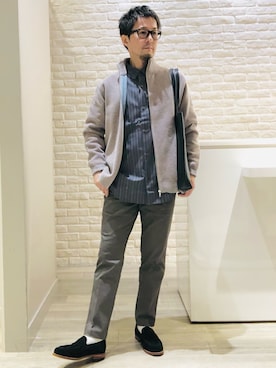 「アイテム（チノパンツ）」を使った、片山さん（メンズ・165cm）の秋コーディネート