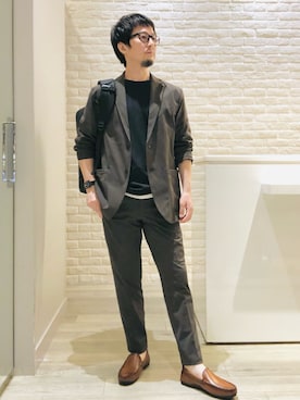 「アイテム（スラックス）」を使った、片山さん（メンズ・165cm・40代）の夏コーディネート