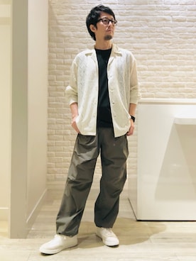 「アイテム（スニーカー）」を使った、片山さん（メンズ・165cm・40代）の夏コーディネート
