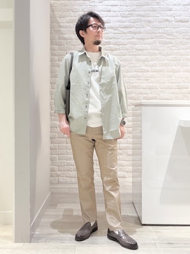 「alfredoBANNISTER（アルフレッドバニスター）の【定番人気】コインローファー / ベジタブルタンニンレザー使用（ローファー、グレー系）」を使った、片山さん（メンズ・165cm）の春コーディネート