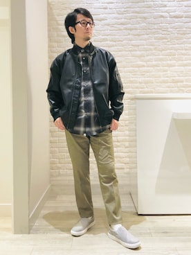 「アイテム（ライダースジャケット）」を使った、片山さん（メンズ・165cm）の秋コーディネート