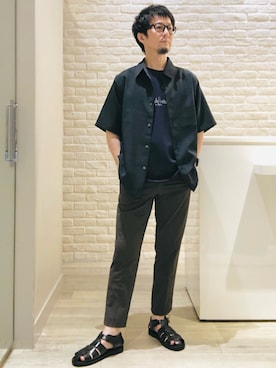 「越谷レイクタウン」｜「アイテム（スラックス）」を使った、片山さん（メンズ・165cm）の夏コーディネート
