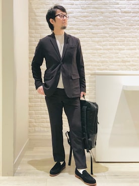 「アイテム（セットアップ）」を使った、片山さん（メンズ・165cm）の秋コーディネート