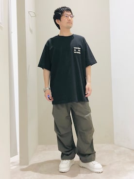 「アイテム（スニーカー）」を使った、片山さん（メンズ・165cm・40代）の夏コーディネート