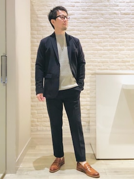 「アイテム（テーラードジャケット、ブルー系）」を使った、片山さん（メンズ・165cm）の秋コーディネート