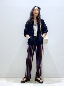 「LEPSIM（レプシィム）のアイテム（ブルゾン）」を使った、YUKARIさん（レディース・169cm）の春コーディネート