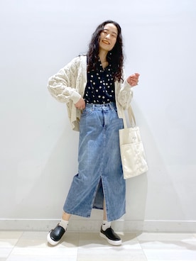 「袖ボリューム」｜「アイテム（スリッポン）」を使った、YUKARIさん（レディース・169cm）の冬コーディネート