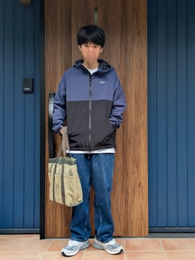 「アイテム（デジタル腕時計）」を使った、めそさん（メンズ・168cm）の秋コーディネート