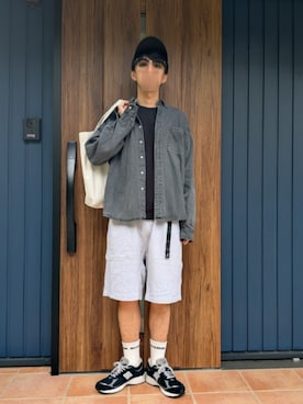 「アイテム（デジタル腕時計）」を使った、めそさん（メンズ・168cm）の秋コーディネート