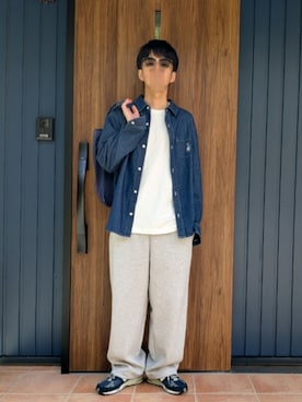 「アイテム（デジタル腕時計）」を使った、めそさん（メンズ・168cm）の秋コーディネート