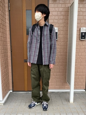 「アイテム（シャツ/ブラウス、ブラウン系）」を使った、めそさん（メンズ・168cm）の秋コーディネート