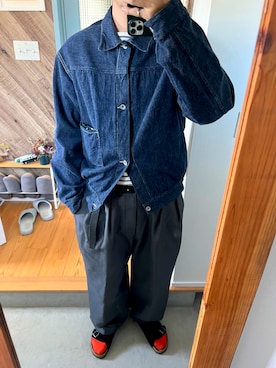 「Graphpaper（グラフペーパー）のアイテム（チノパンツ）」を使った、TOMOYAさん（メンズ・183cm）の冬コーディネート
