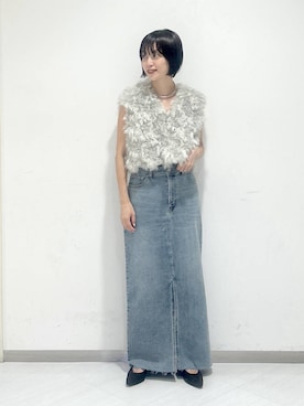 「アイテム（デニムスカート）」を使った、sakiさん（レディース・162cm）の秋コーディネート