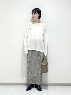 「アイテム（スカート、ベージュ系）」を使った、sakiさん（レディース・162cm）の冬コーディネート