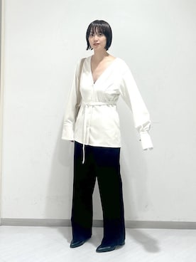 「アイテム（ノーカラージャケット）」を使った、sakiさん（レディース・162cm・30代）の秋コーディネート