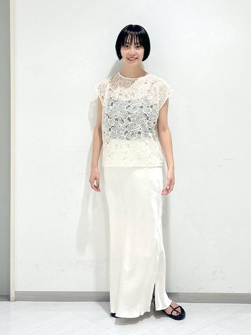 未使用　ANDREA&Co.　シルバー　【AUBREY】メタリックナロースカート AUBREY】メタリックナロースカート – ANDREA&Co.