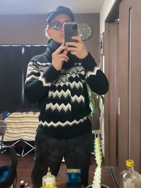 「wjk（ダヴルジェイケイ）のアイテム（マフラー、ブラック系）」を使った、UGOSAさん（メンズ・174cm）の冬コーディネート