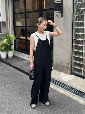 「白黒」｜「アイテム（サロペット/オーバーオール）」を使った、nakao takakoさん（レディース・159cm）の夏コーディネート
