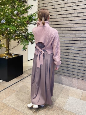 「one after another NICE CLAUP（ワンアフターアナザーナイスクラップ）の【スタッフ考案アイテム】デートにピッタリ！ニットセットキャミワンピース（ワンピース、ブラウン系）」を使った、小川こゆきさん（レディース・152cm）の冬コーディネート