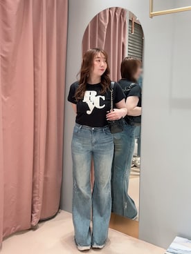 「one after another NICE CLAUP(ワンアフターアナザーナイスクラップ)のアソートサスティナブルTシャツ(Tシャツ/カットソー、ブラック系)」を使った、小川こゆきさん(レディース・152cm)の夏コーディネート