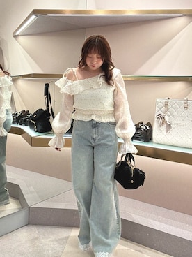 「one after another NICE CLAUP（ワンアフターアナザーナイスクラップ）の2WAYワンショルブラウス（シャツ/ブラウス、その他）」を使った、小川こゆきさん（レディース・152cm）の春コーディネート